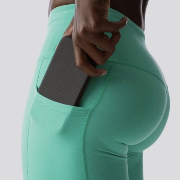 Born Primitive Rise & Grind Capri Pocket Legging Teal Mint Women's XS - Picture 4 of 11